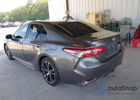 2018 Toyota Camry Se z USA, uszkodzony, nr VIN 4T1B11HK5JU581793